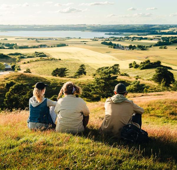 Venner på tur i Mols Bjerge på Djursland