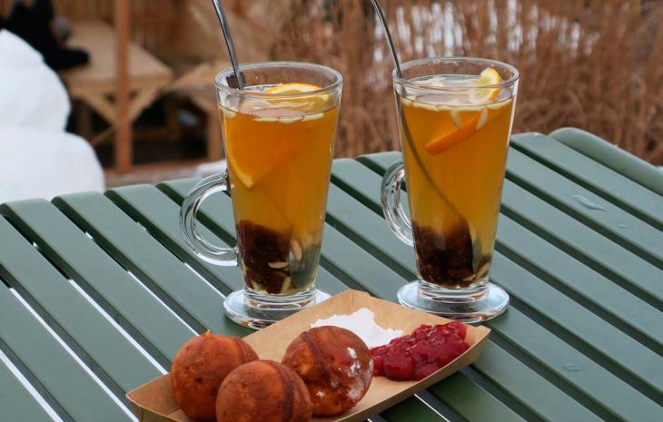 Gløgg og æbleskiver på Salling Rooftop i Aarhus